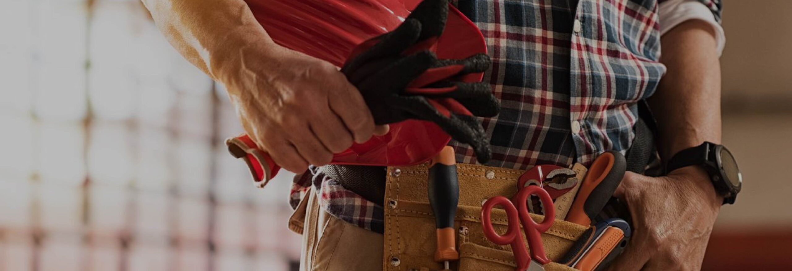 How to Start a Handyman Business: Franchising vs. Independent Ownership